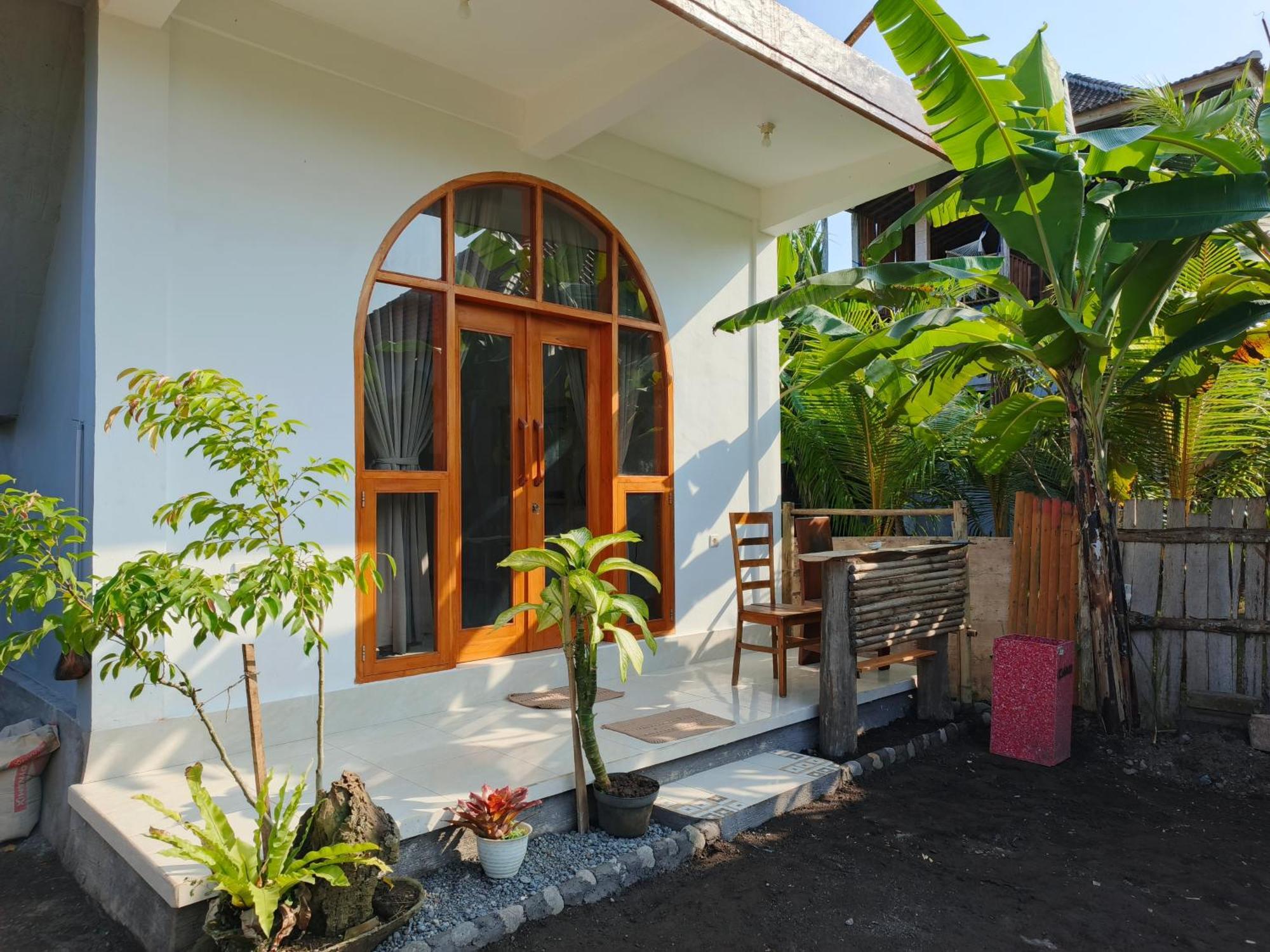 Friend House Stay & Surf Airsatang Экстерьер фото